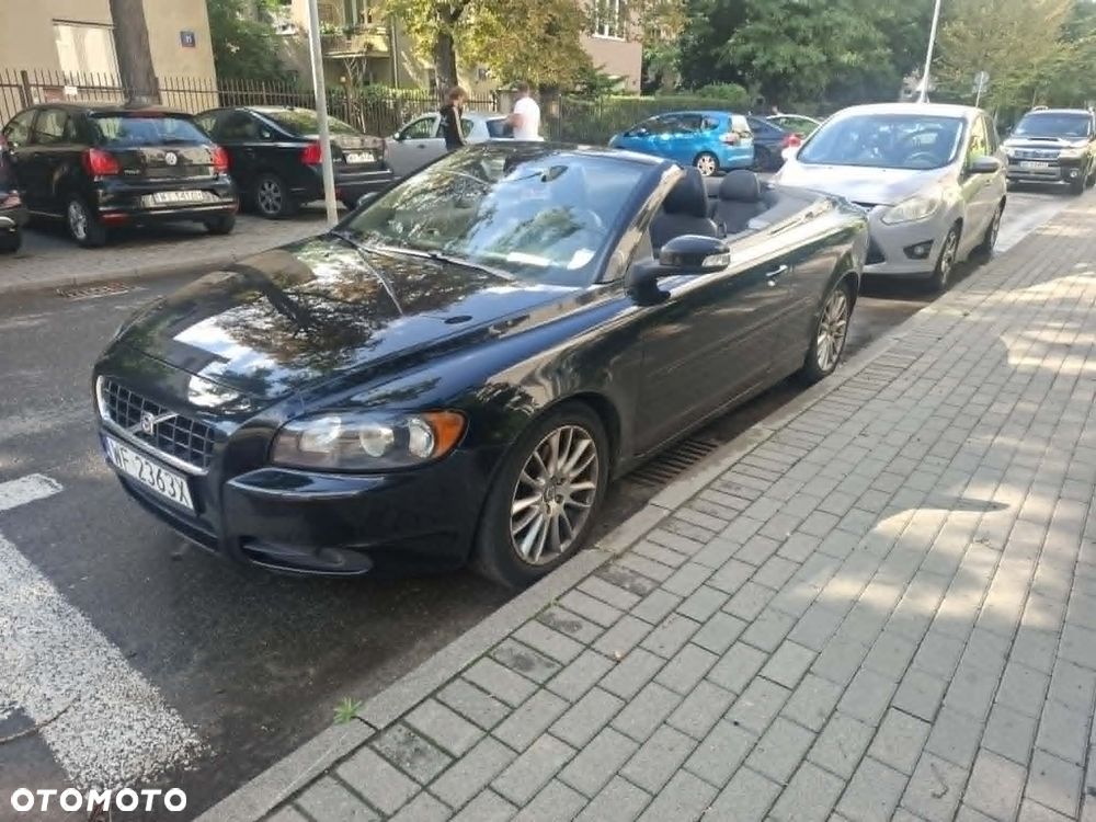 Volvo C70 2.4 Momentum - 1