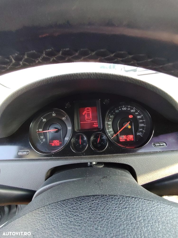 Volkswagen Passat 1.9TDI Trendline - 10