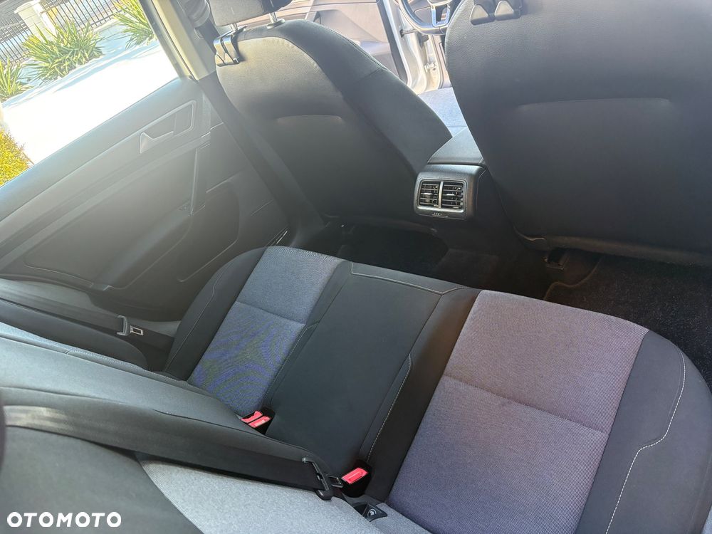 Volkswagen Golf 1.6 TDI BlueMot Comfortline - 13