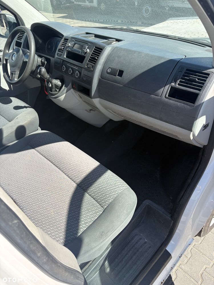 Volkswagen Transporter T5 - 14