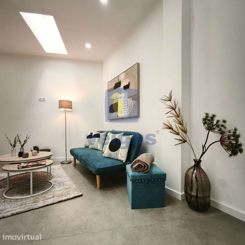 Apartamento renovado com 3 quartos em Benfica, Lisboa - Grande imagem: 2/28