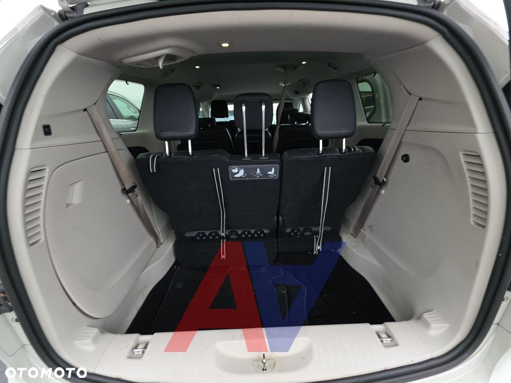 Chrysler Pacifica - 10