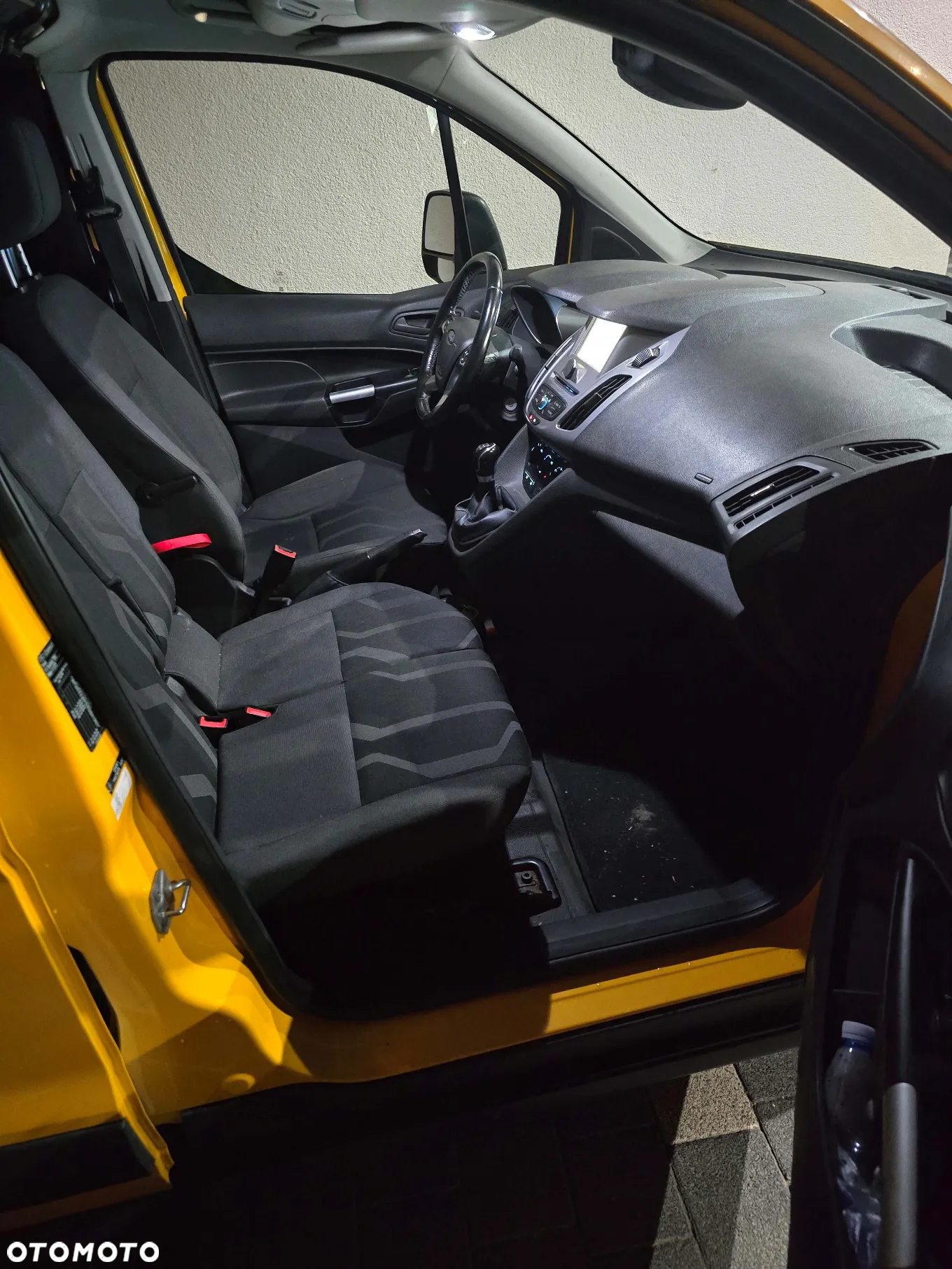 Ford Transit Connect - 7