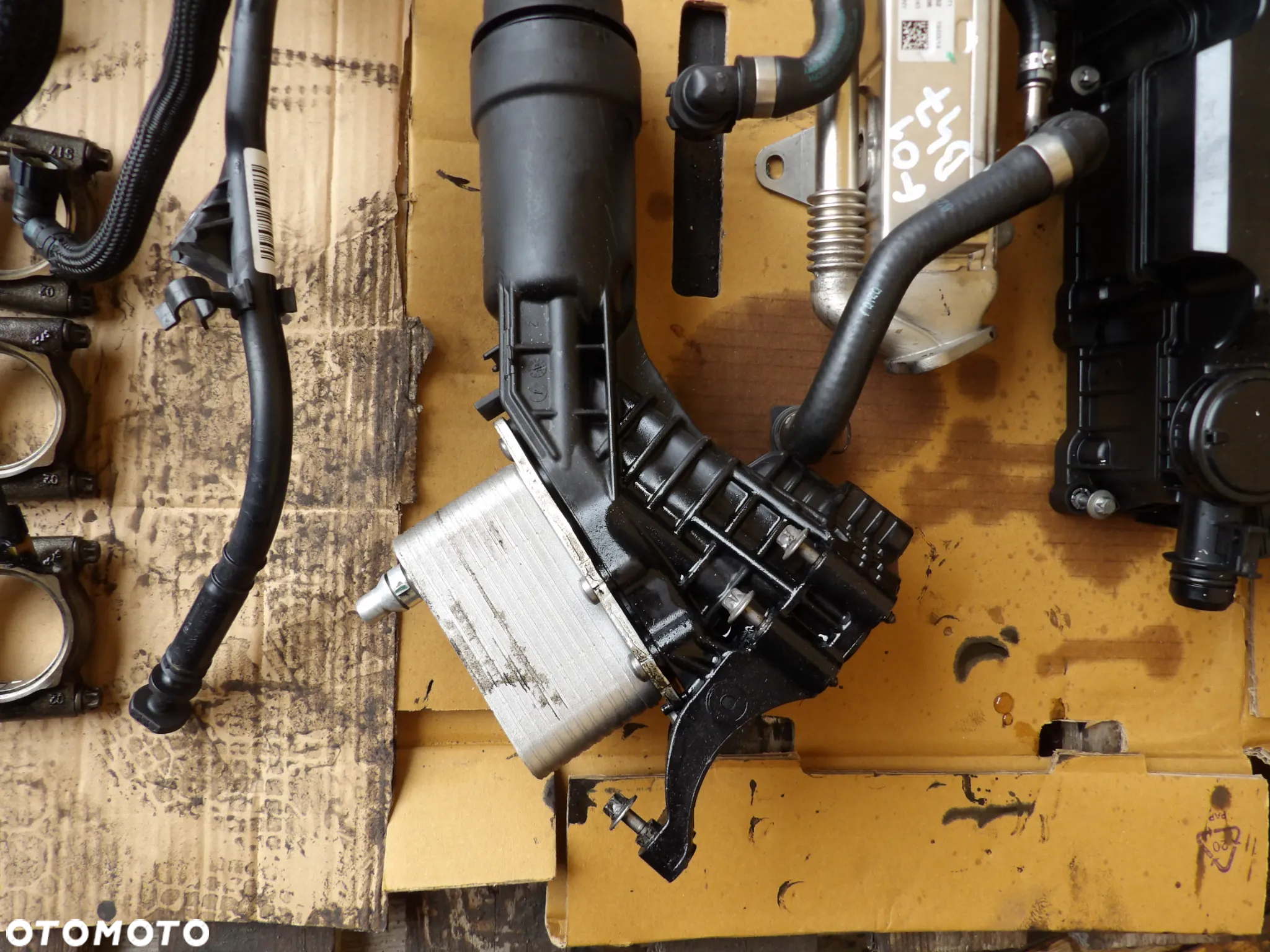 BMW - G01 - B47 D20B - OBUDOWA FILRA OLEJU - 8580417 - 4