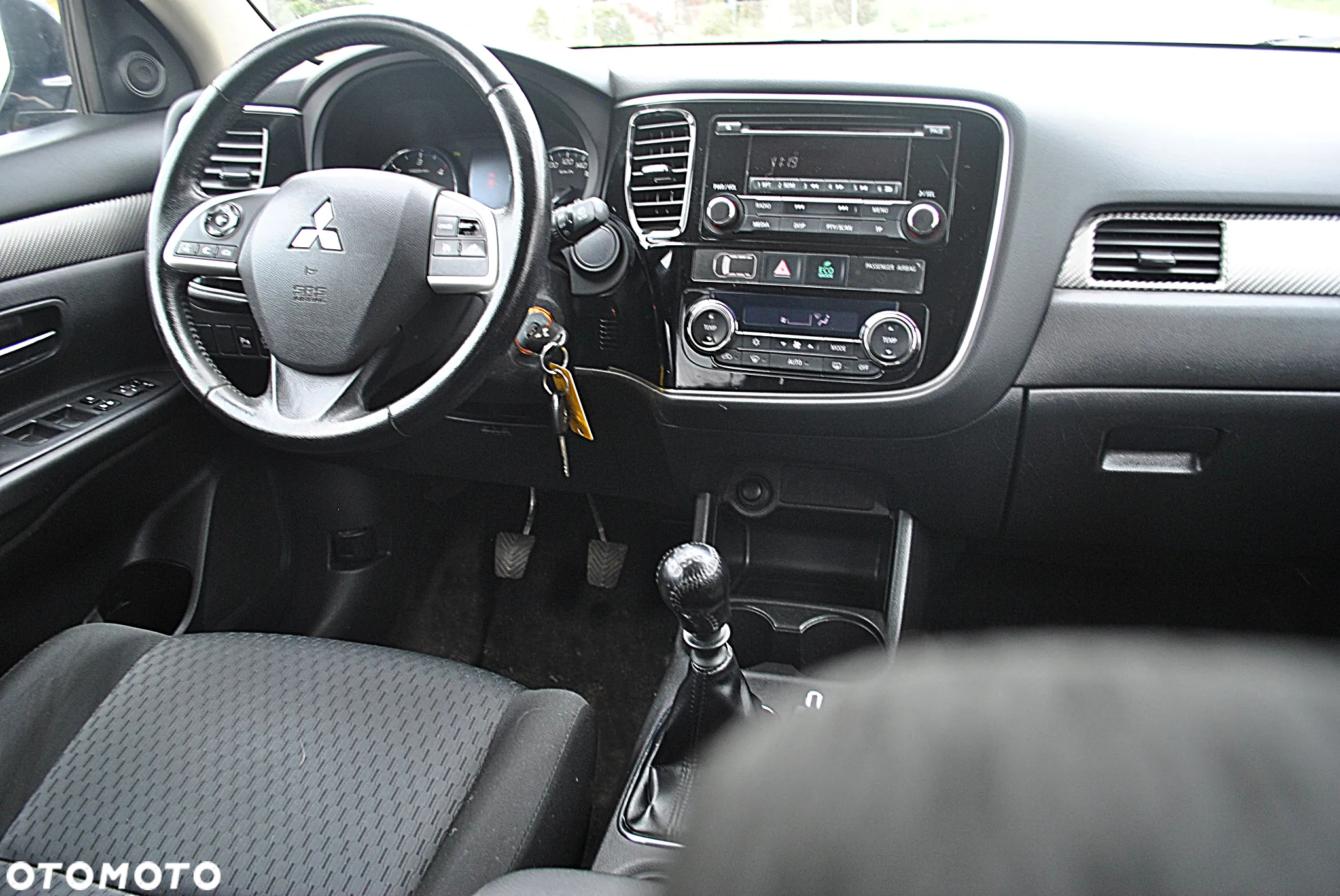 Mitsubishi Outlander 2.2 DID Intense + - 15