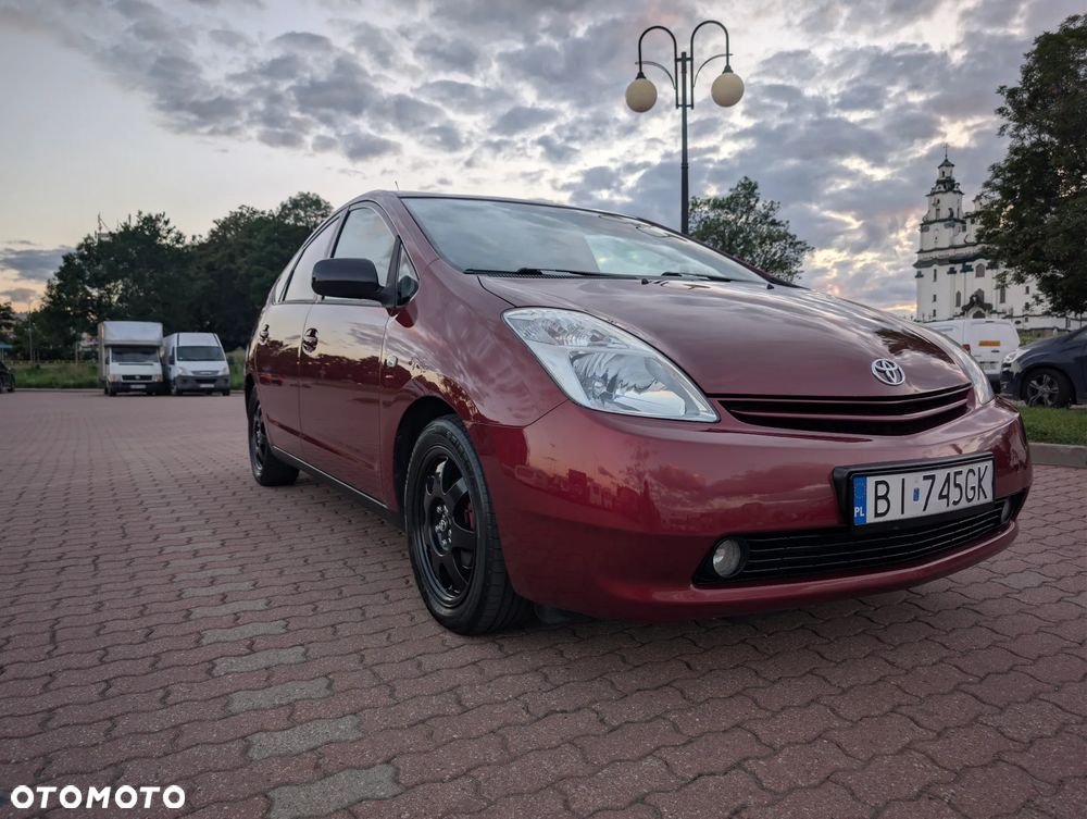 Toyota Prius 1.5 VVT-i Sol (nav) - 1