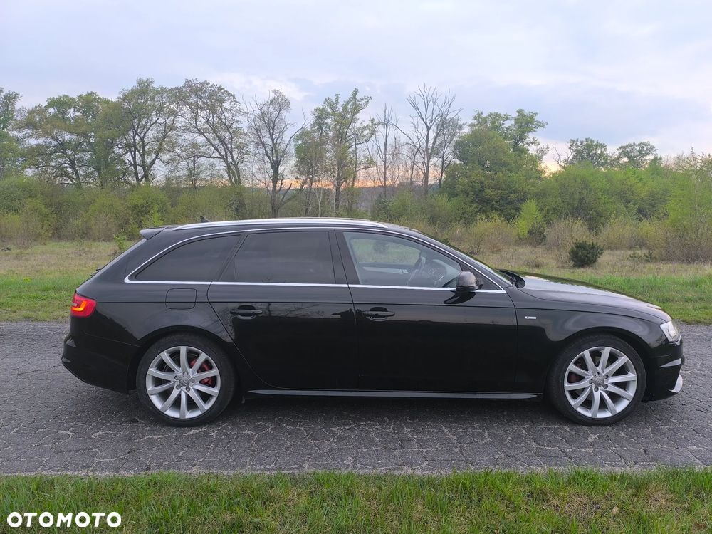 Audi A4 Avant - 4