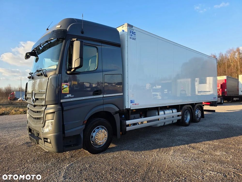 Mercedes-Benz Actros 2545 6x2 Chłodnia - 1