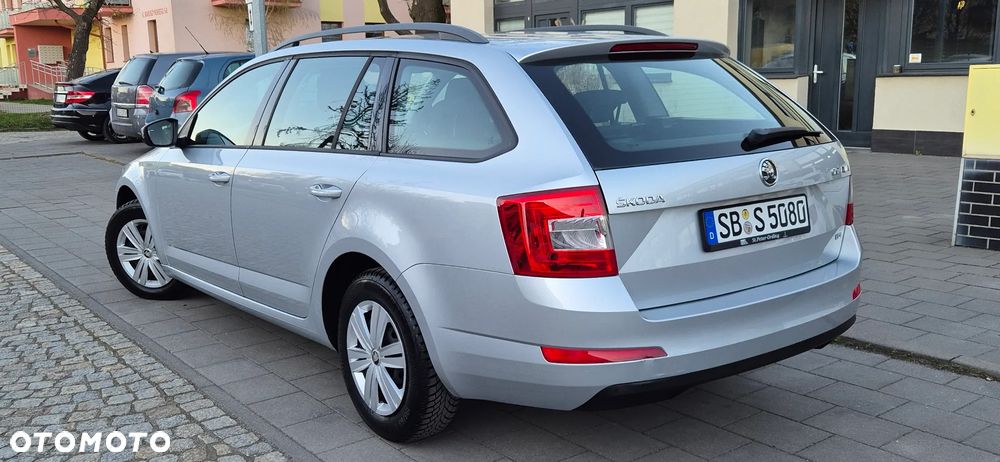 Skoda Octavia 1.6 TDI Edition - 32