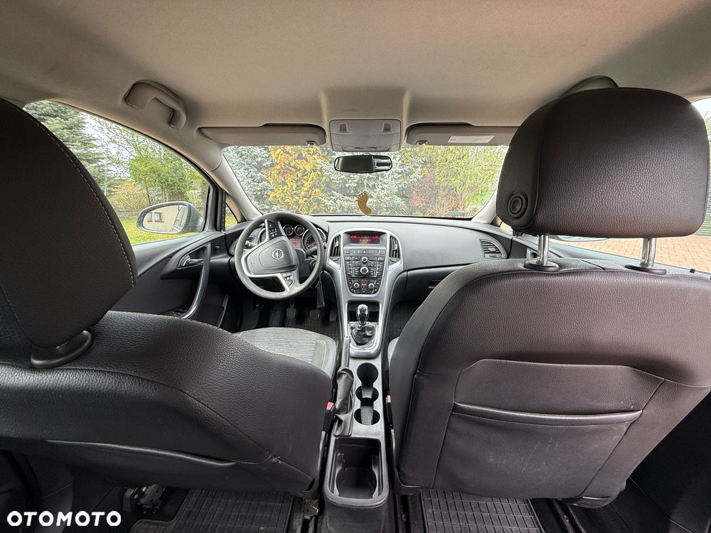 Opel Astra 1.4 T EU6 - 10