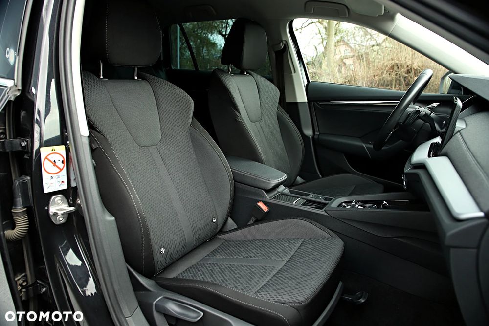 Skoda Octavia 2.0 TDI Style DSG - 24