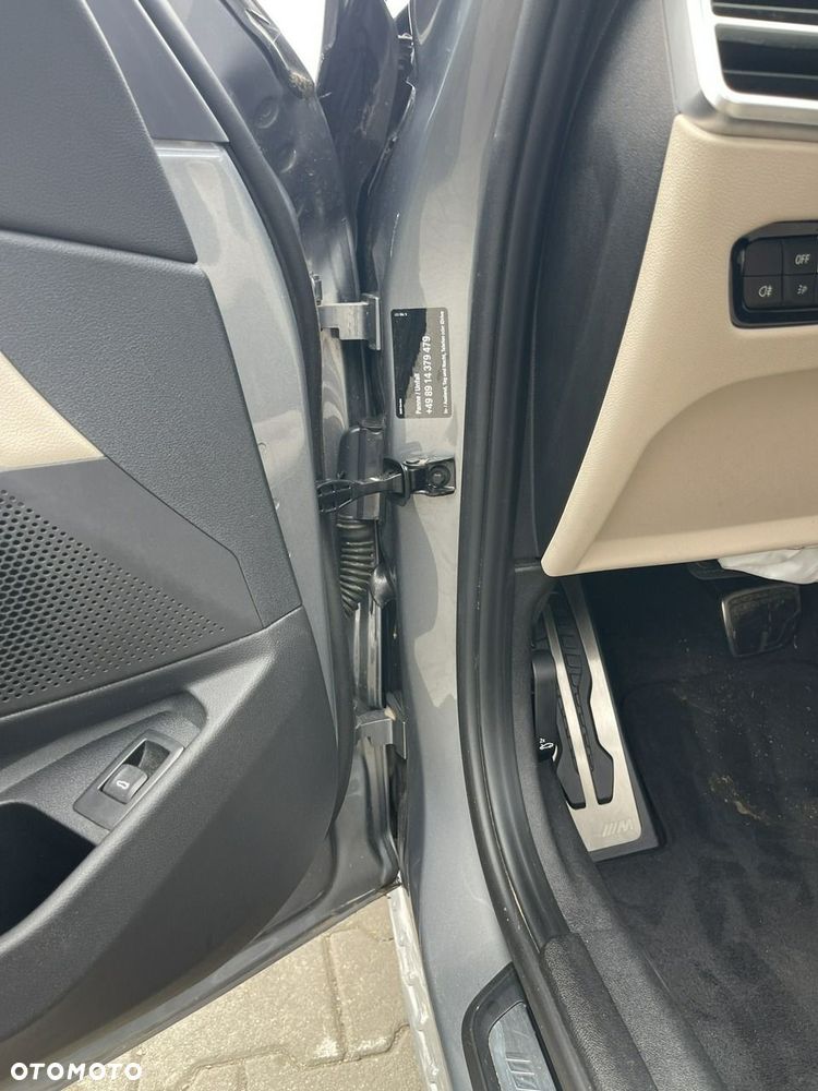 BMW Seria 3 M340d xDrive - 10