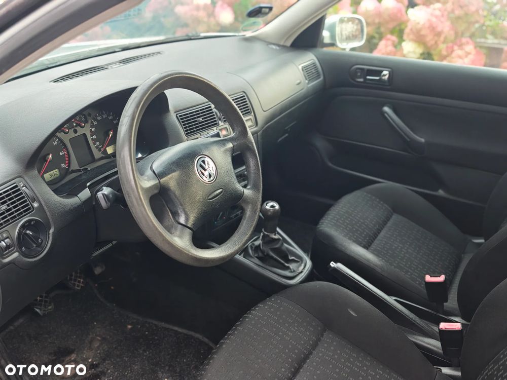 Volkswagen Golf - 7