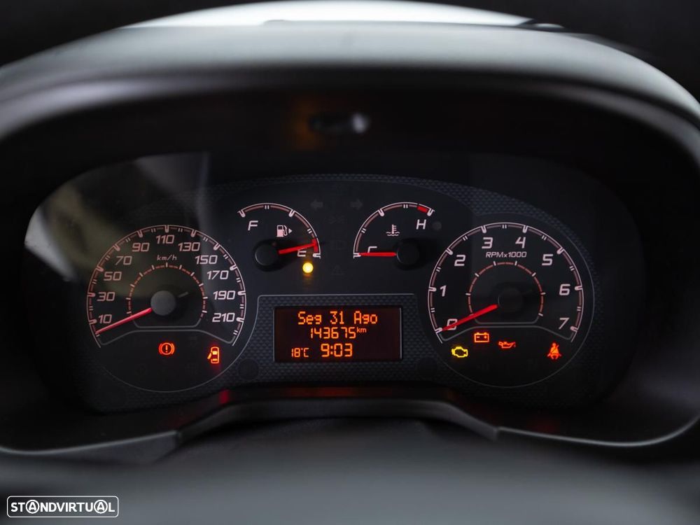Fiat Fiorino 1.3 M-jet Adventure c/IVA - 17