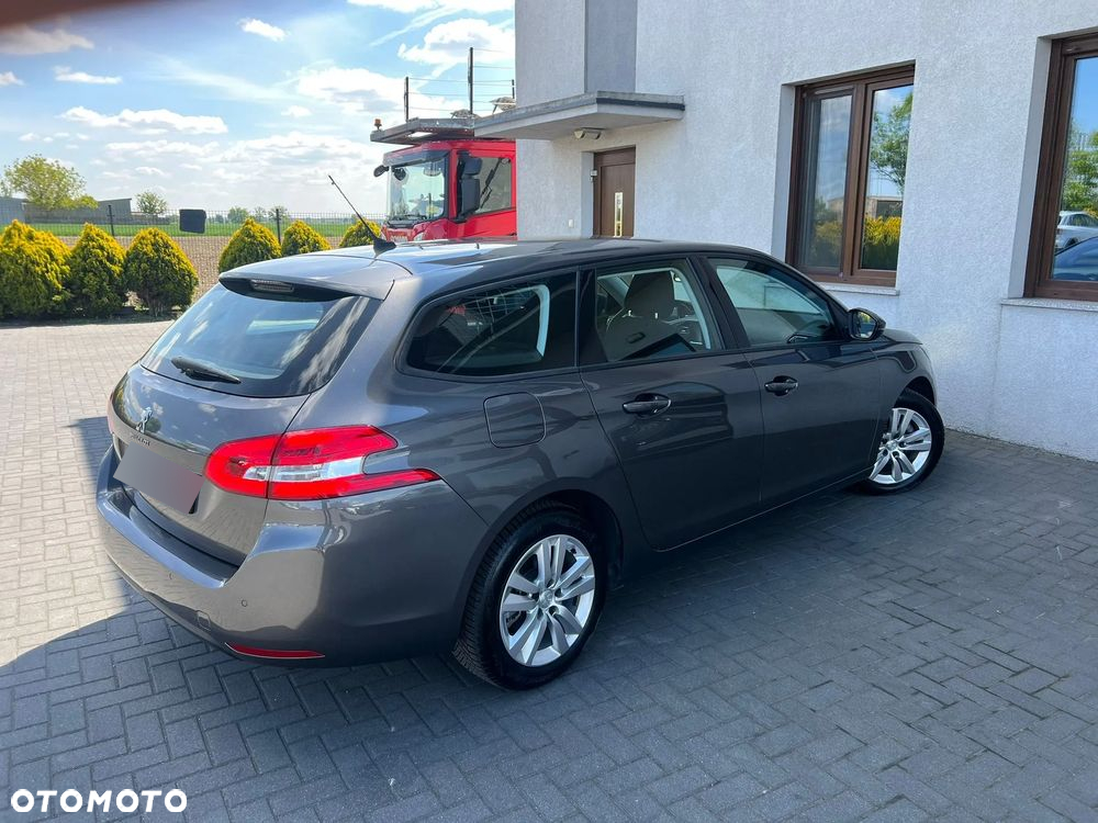 Peugeot 308 - 9