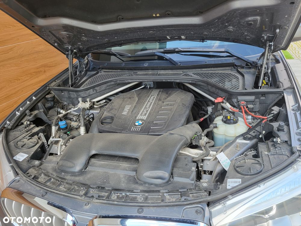 BMW X5 xDrive40d - 37