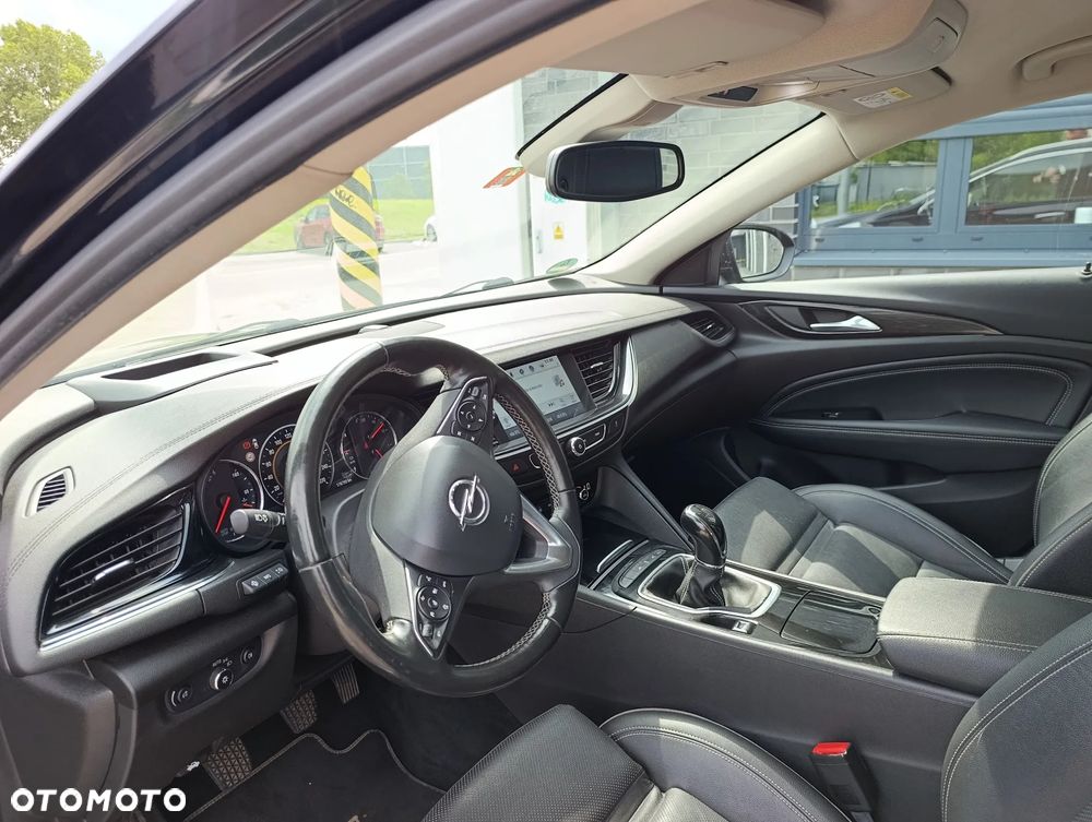 Opel Insignia 2.0 CDTI 4x4 ecoFLEX Start/Stop Business Edition - 8