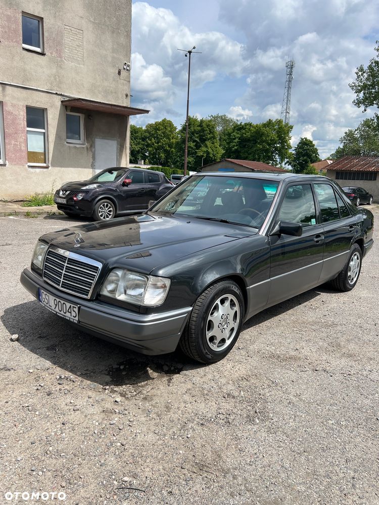 Mercedes-Benz Klasa E - 2