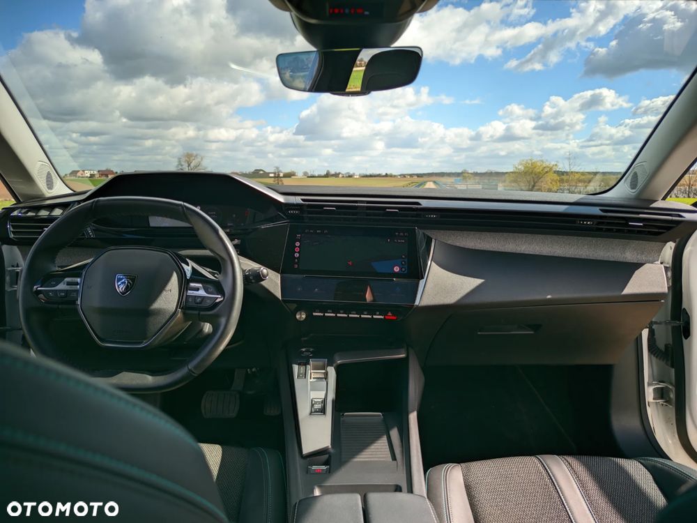 Peugeot 308 1.6 Hybrid PHEV Allure EAT8 - 16