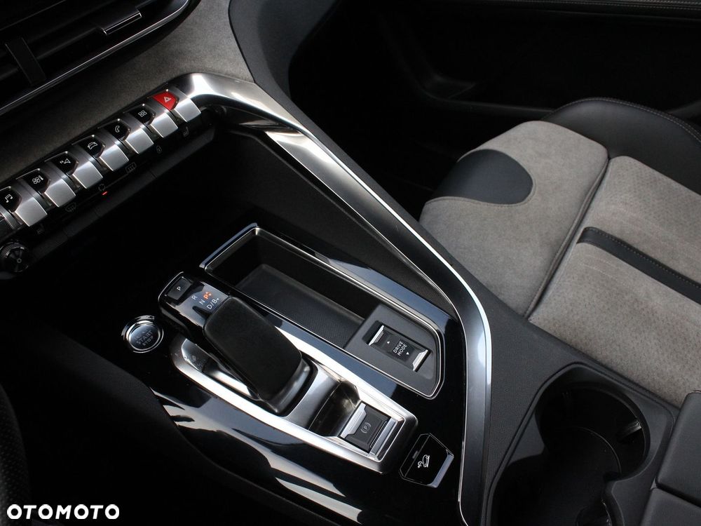 Peugeot 3008 - 12