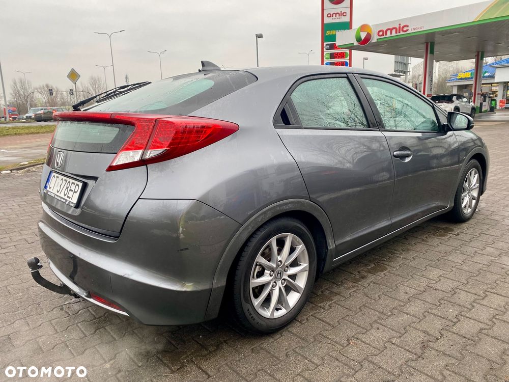 Honda Civic 1.8 i-VTEC Sport - 8