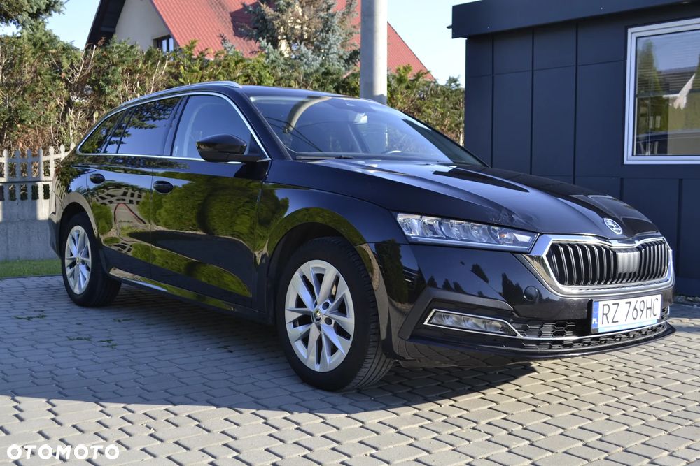 Skoda Octavia 2.0 TDI DSG Style - 11