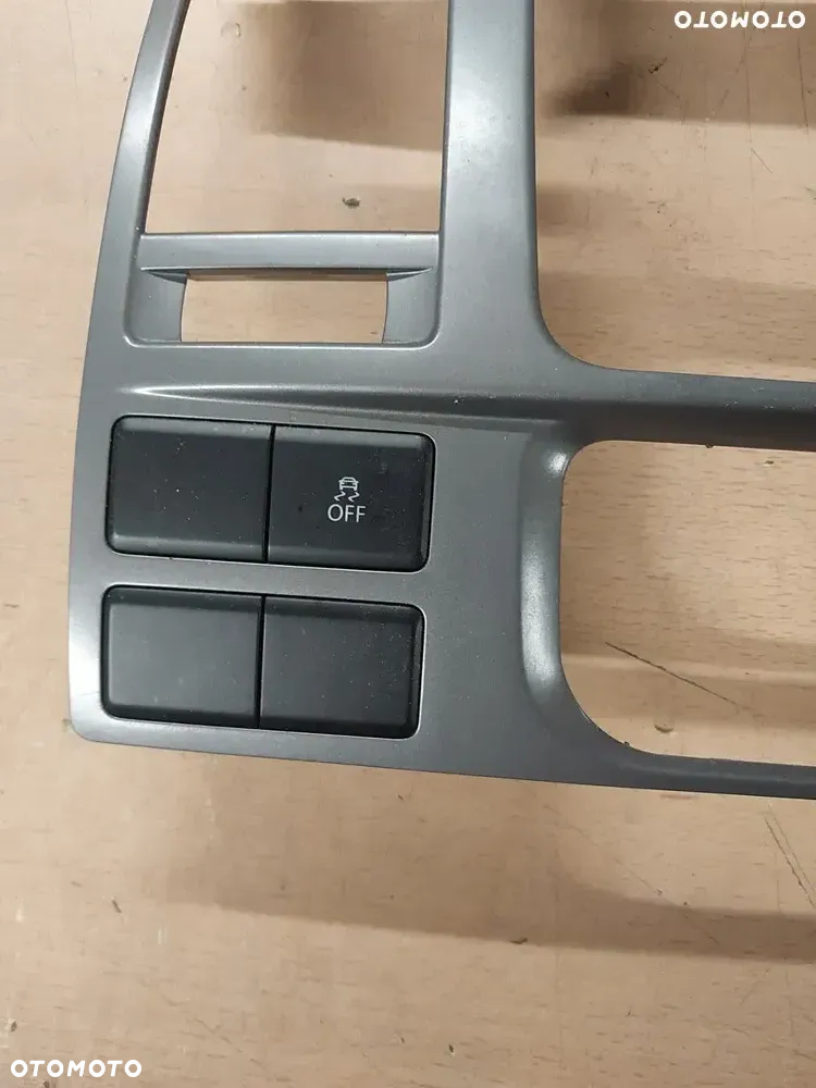 Ramka radia vw multiwan vw t5 - 7