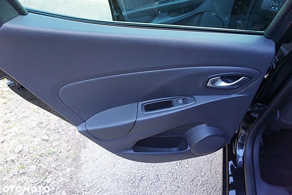 Renault Clio 0.9 Energy TCe Limited - 33