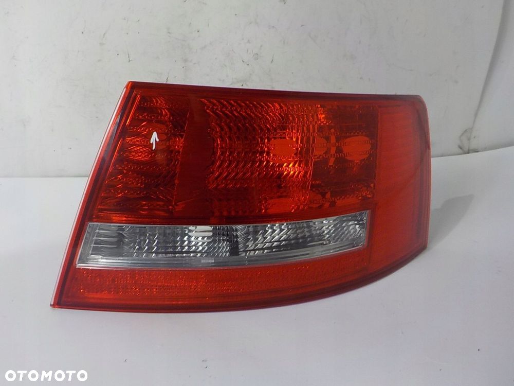 AUDI A6 C6 SEDAN LAMPA PRAWA TYŁ TYLNA - 1