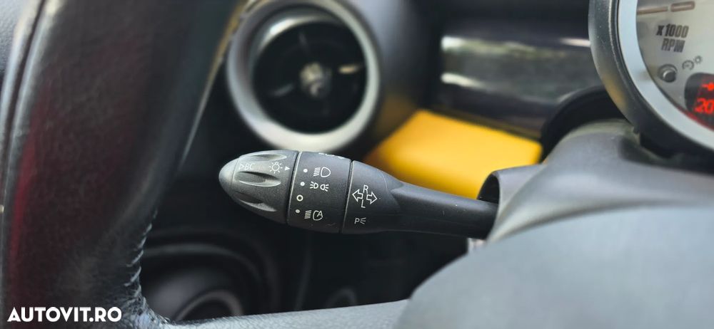 Mini Cooper Standard - 16