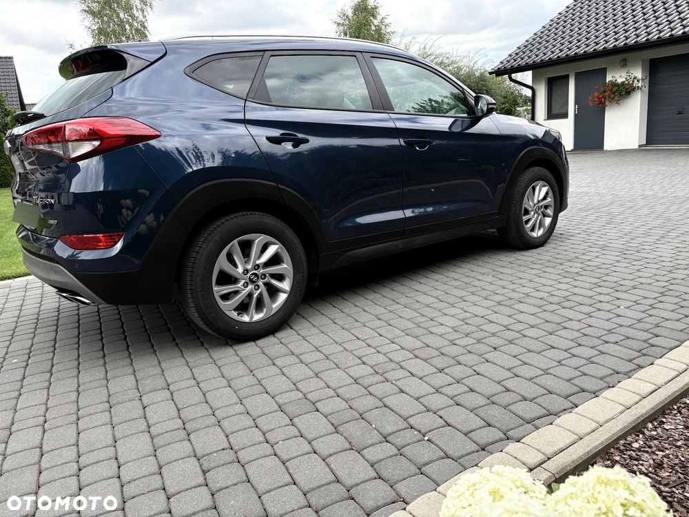 Hyundai Tucson 2.0 CRDi 4WD Automatik Advantage - 8