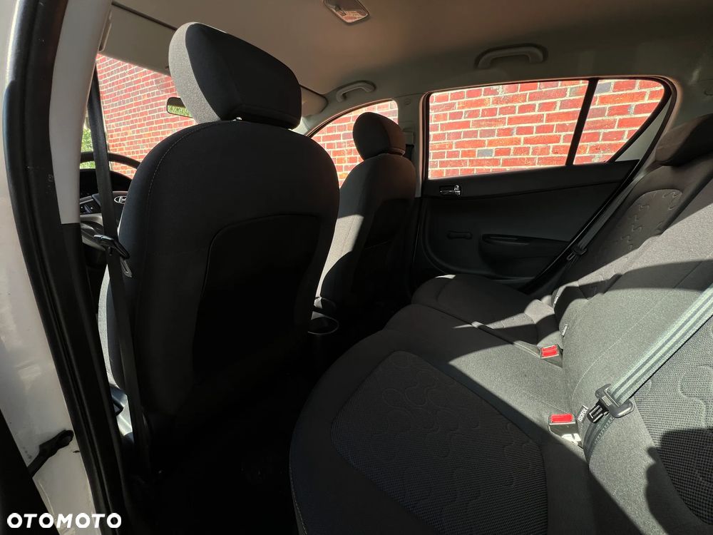 Hyundai i20 1.2 Comfort - 10