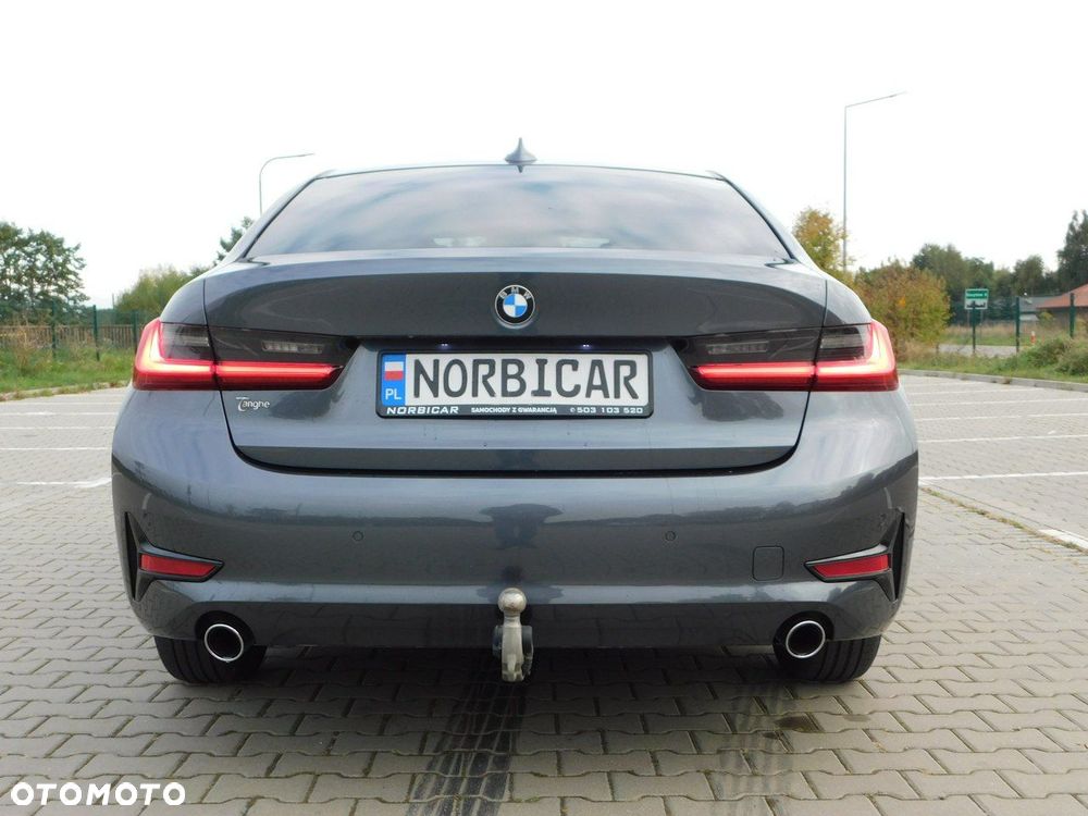 BMW Seria 3 - 35