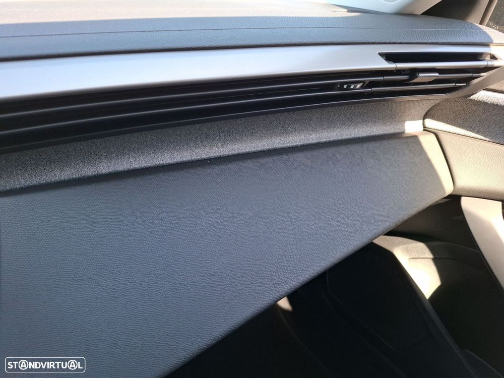 Peugeot 308 1.5 BlueHDi Allure EAT8 - 22