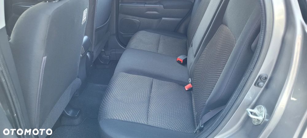 Mitsubishi ASX - 16
