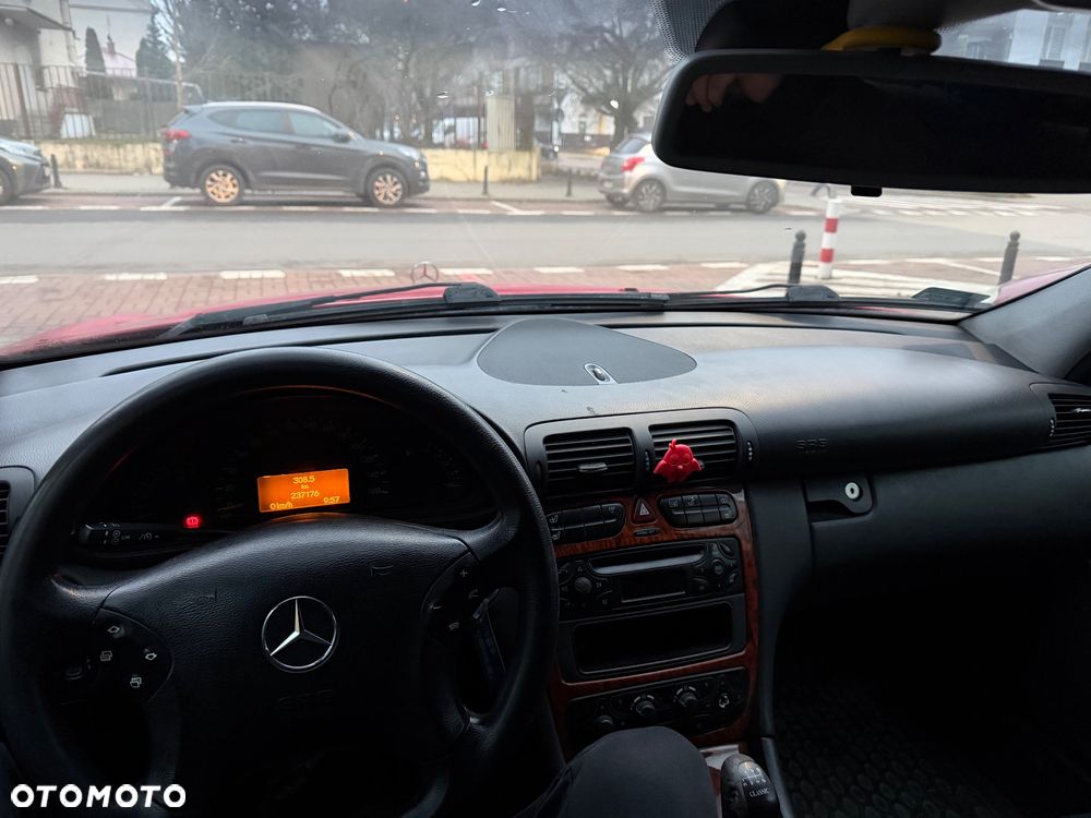 Mercedes-Benz Klasa C 180 Classic - 2