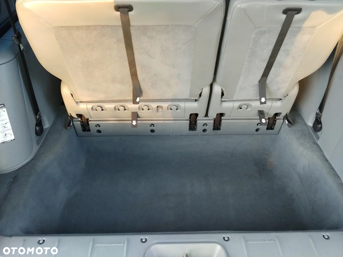Chrysler Grand Voyager 3.3 Limited S&G - 36