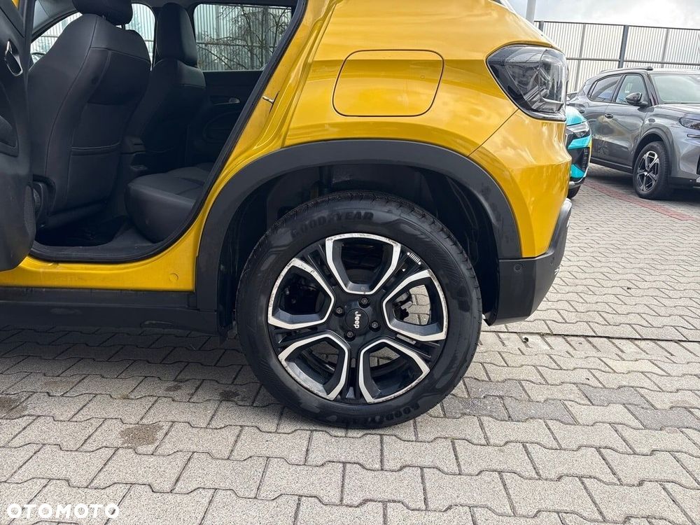 Jeep Avenger - 11
