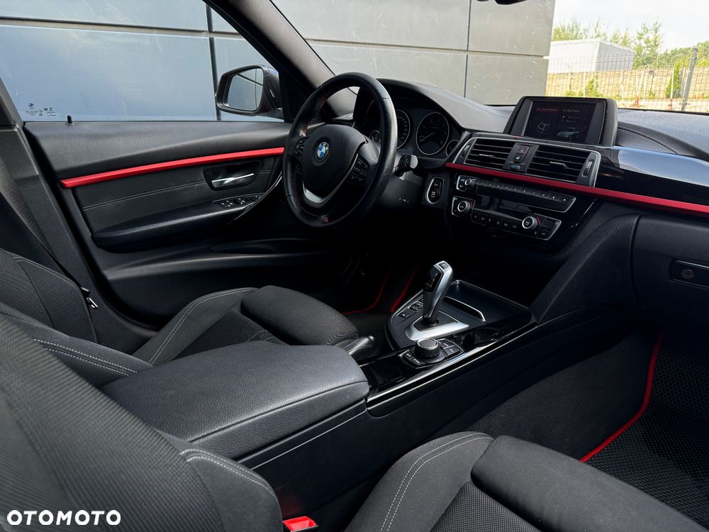 BMW Seria 3 318d Sport Line - 11