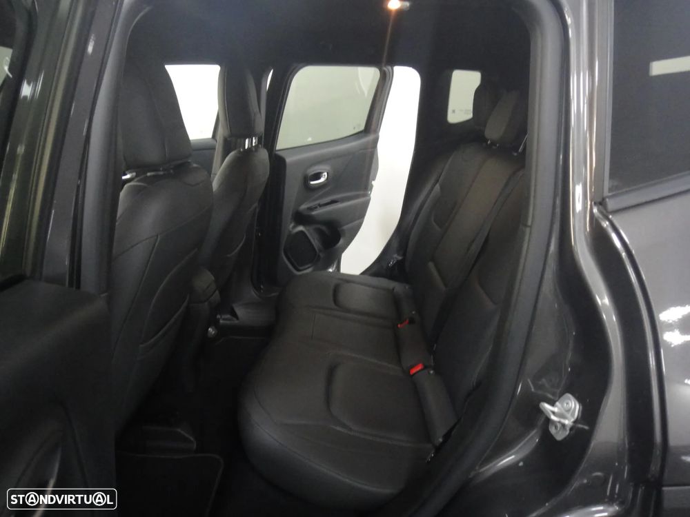 Jeep Renegade 1.3 T-GDI 4xe Auto S-Edition - 18