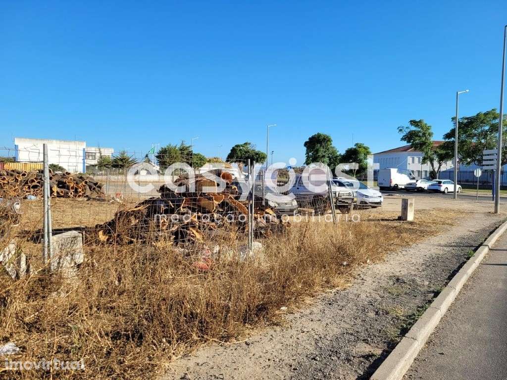 Terreno urbano para construção localizado na vila de Odemira - Grande imagem: 3/12