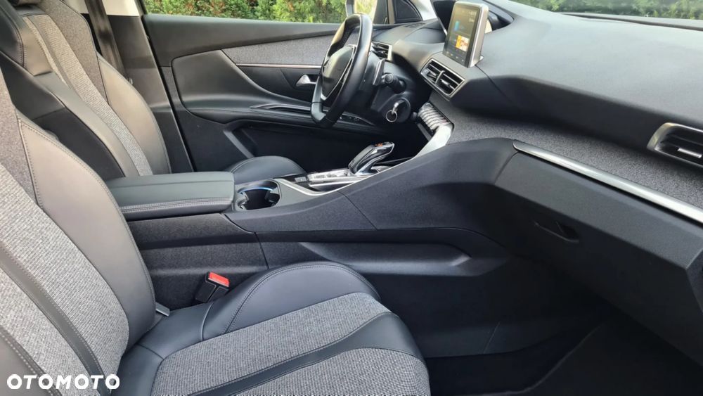 Peugeot 5008 2019 photo 5
