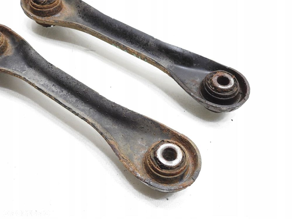 WAHACZ TYŁ TYLNY VOLVO V50 - 7