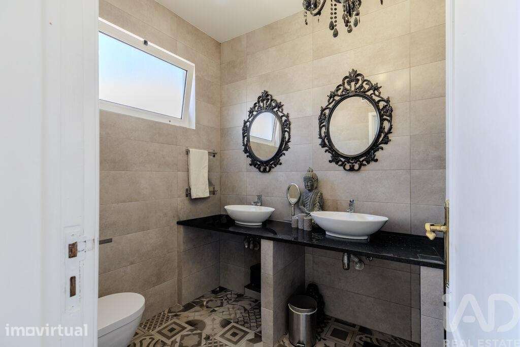 Apartamento T3 em Almada, Cova da Piedade, Pragal e Cacilhas de 92 m2 - Grande imagem: 4/37