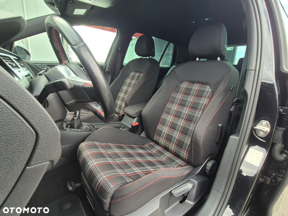 Volkswagen Golf GTI BlueMotion Technology - 27