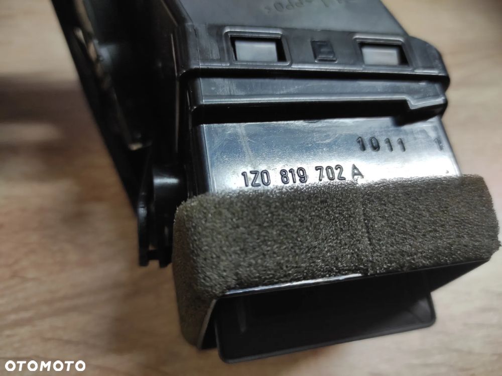 KRATKA NAWIEWU PRAWA PASAŻERA SKODA OCTAVIA 2 1Z0819702 WYSYŁKA !!! - 3