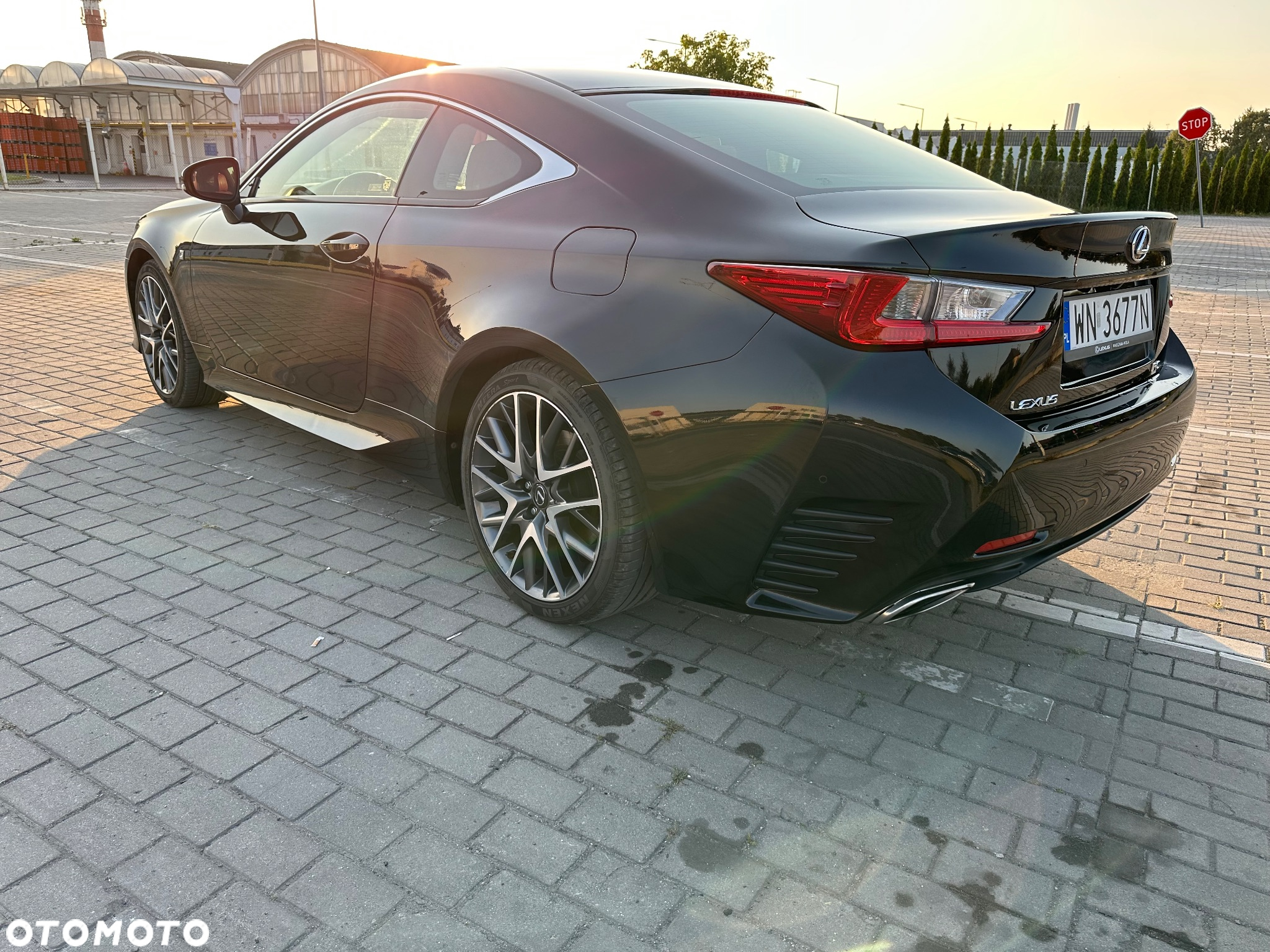 Lexus RC 200t / 300 F Sport - 7
