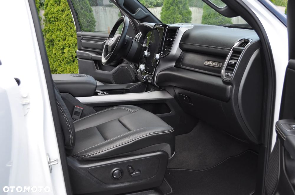 RAM 1500 5.7 Crew Cab Longbed Laramie Sport - 16