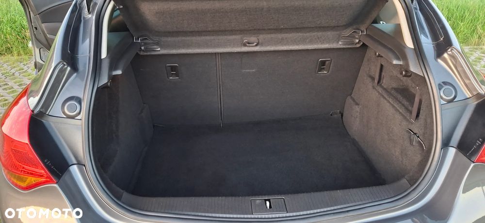 Opel Astra 1.4 T Cosmo S&S - 33
