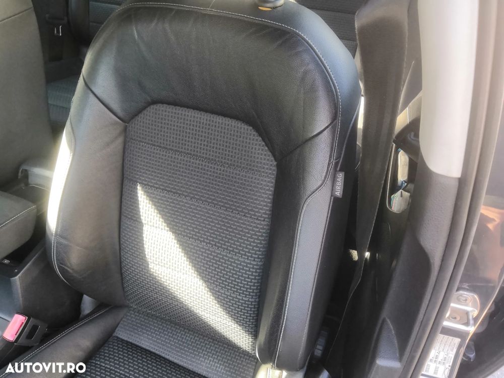 Volkswagen Golf 2.0 TDI (BlueMotion Technology) DSG Highline - 15